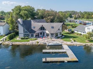 510 E Vine Ct, Sturgeon Bay, WI 54235