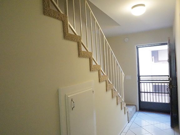 4th image of 3722 Hughes Ave APT 19