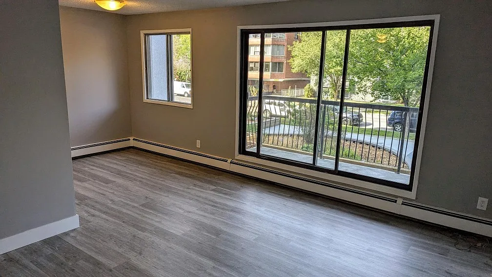 Panorama Court — Photo 3