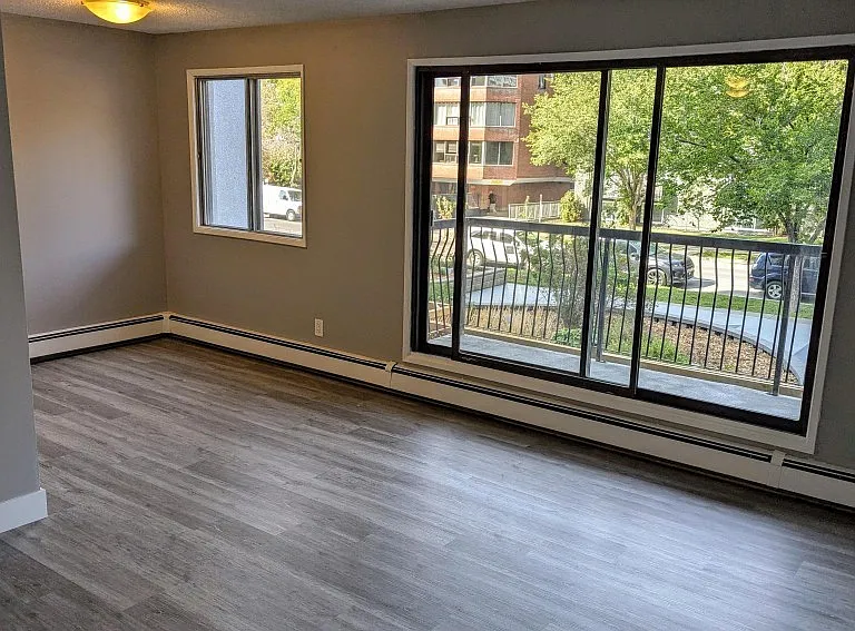 617 15th Ave SW #903 — Photo 3