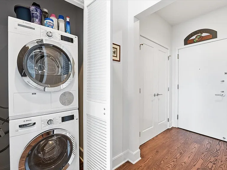 1125 Maxwell Ln #Penthouse 1221 — Photo 14