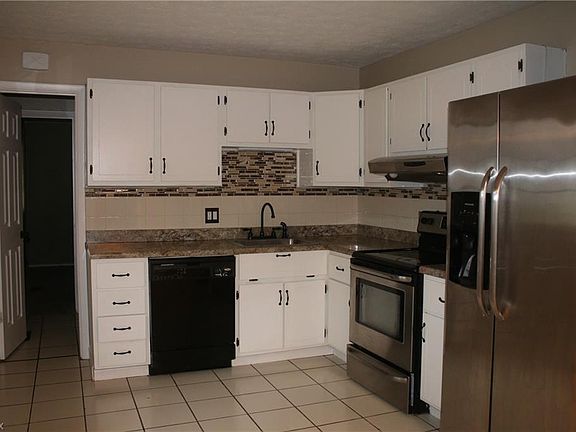 2nd image of 7956 Kellogg Creek Dr