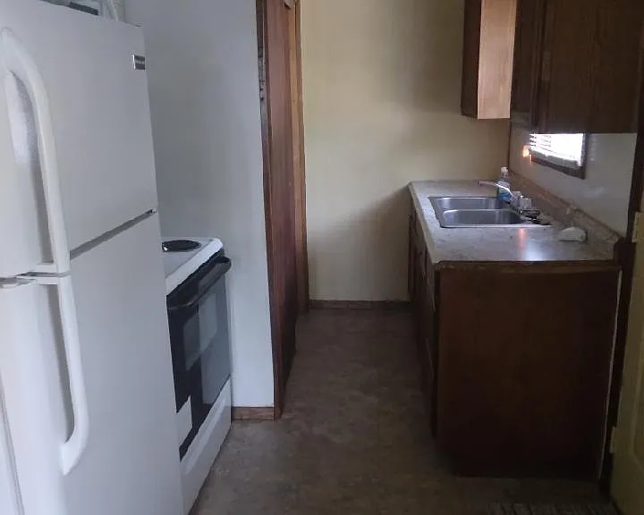 886 Hatcher Ave — Photo 12