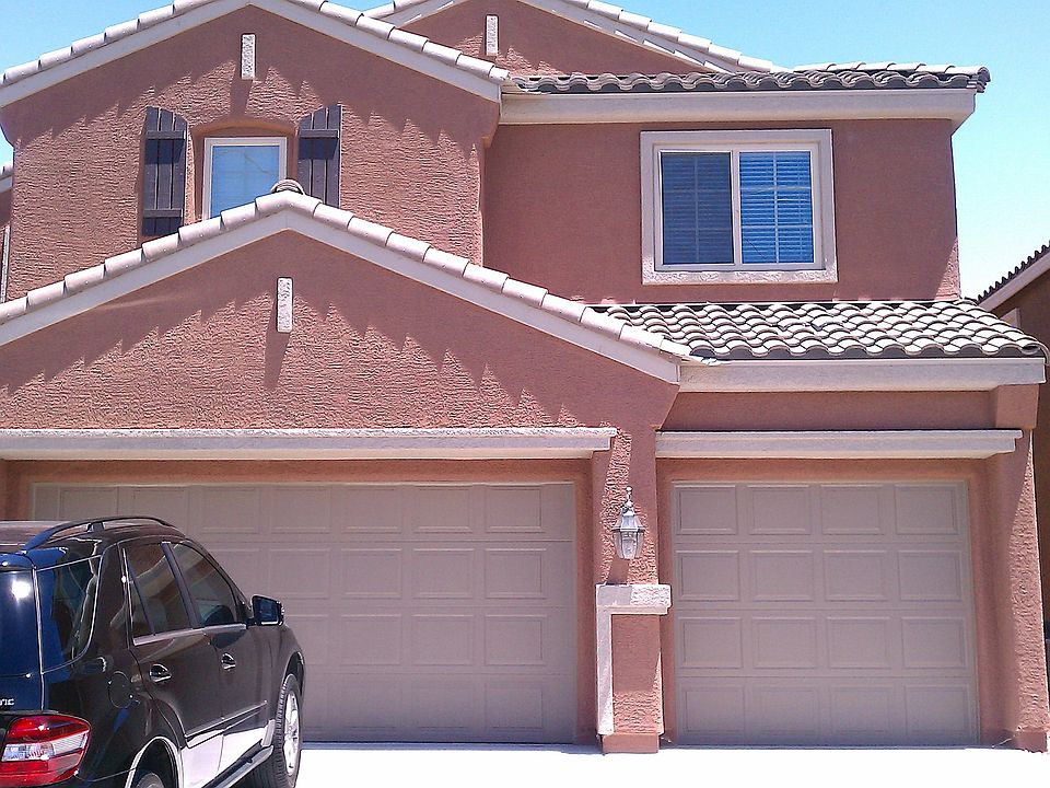2nd image of 4852 Blue Rose St