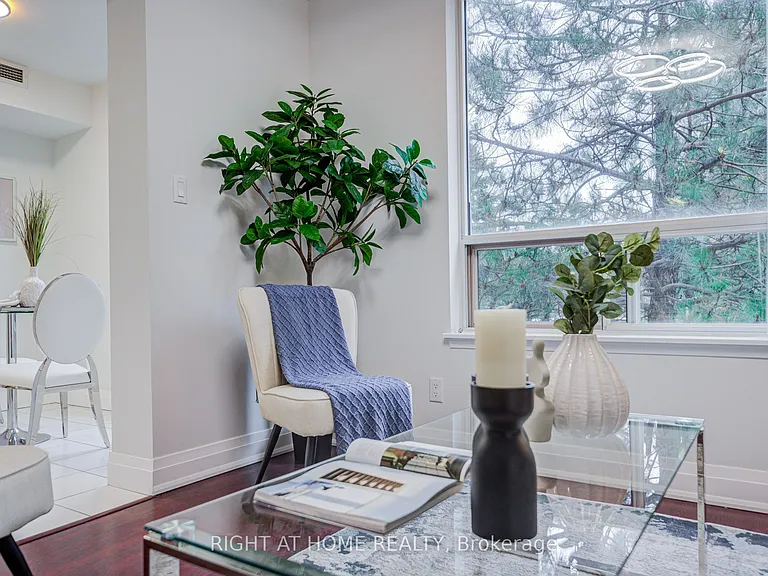 35 Empress Ave #207 — Photo 15