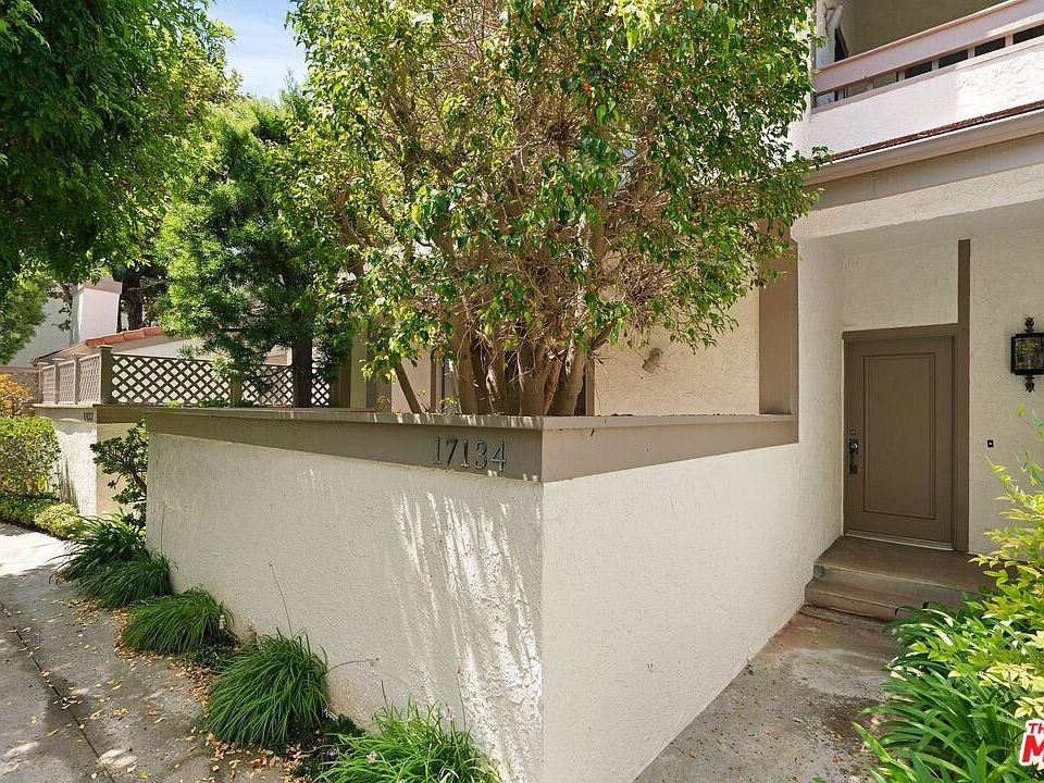 1st image of 17134 Palisades Cir