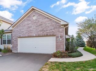 981 Oak Ridge Blvd, Elgin, IL 60120