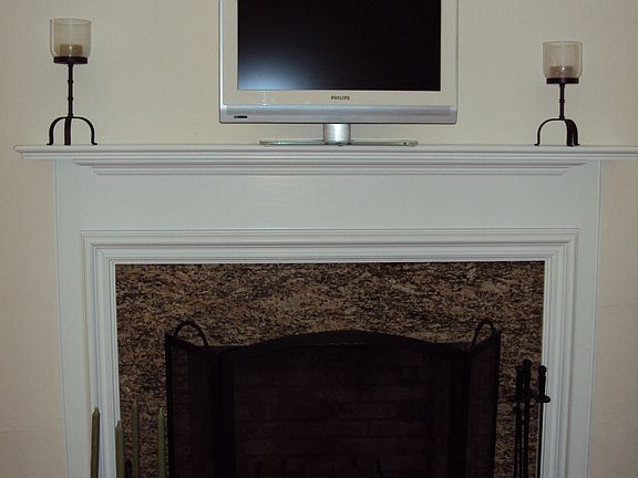 Wood burning Fireplace in living rm