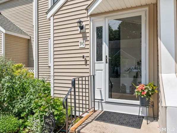 9 The Hamlet Unit C #C, Enfield, CT 06082
