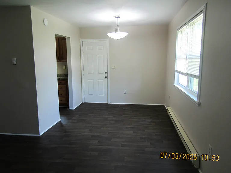149 Thorn St — Photo 4