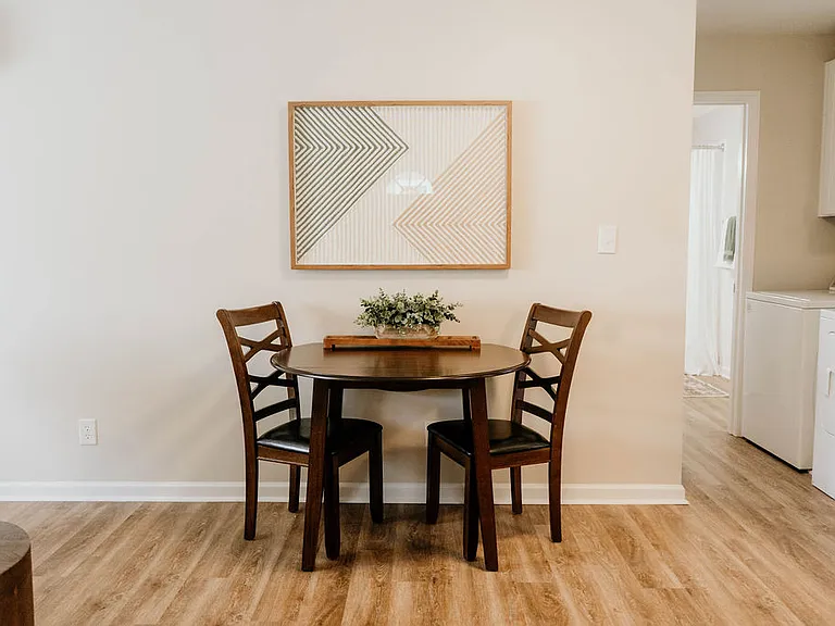 Maple Cir — Photo 9