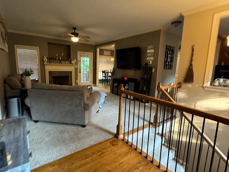 996 George Crowe Rd — Photo 8