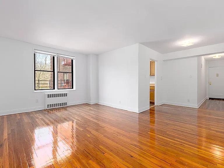 86-96 208th St #1H — Photo 3