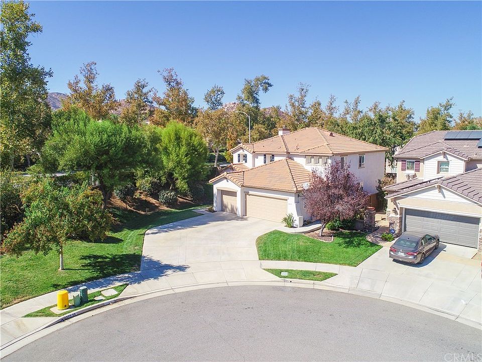 1st image of 32537 Bramble Ct