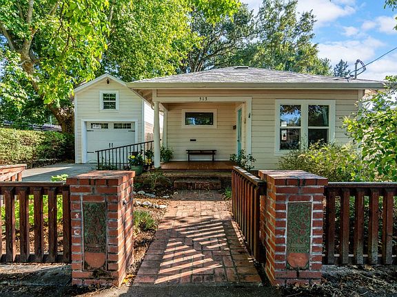 2nd image of 513 Walnut Avenue