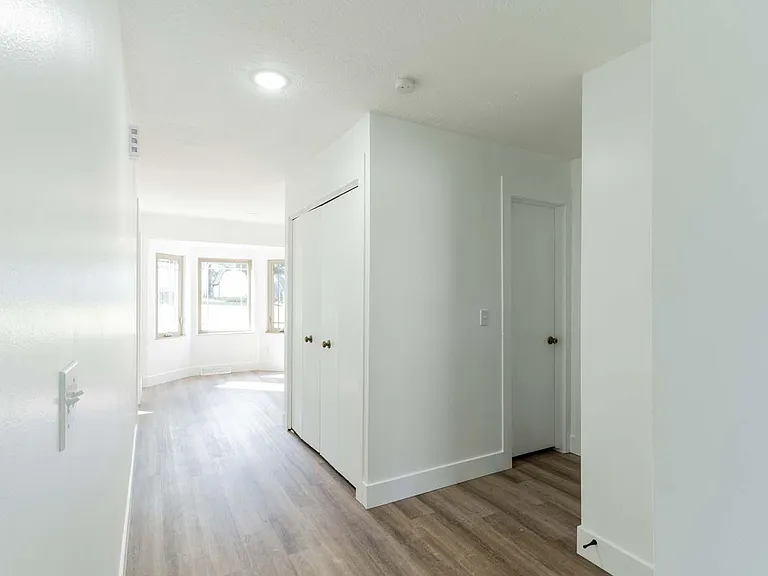 69 Groton Dr — Photo 7
