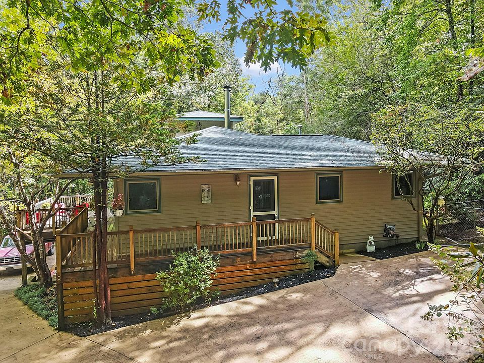 1st image of 428 Lakeland Dr