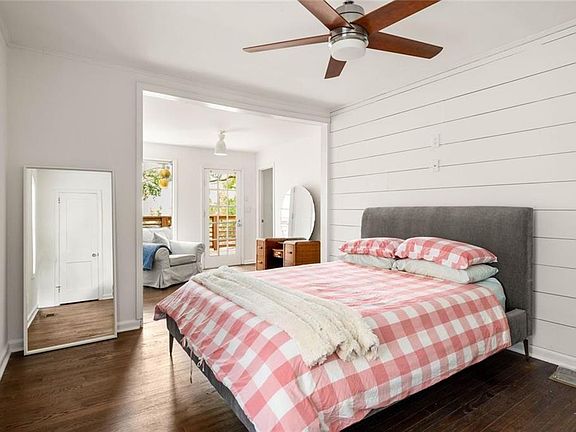 5th image of 187 Dearborn St SE