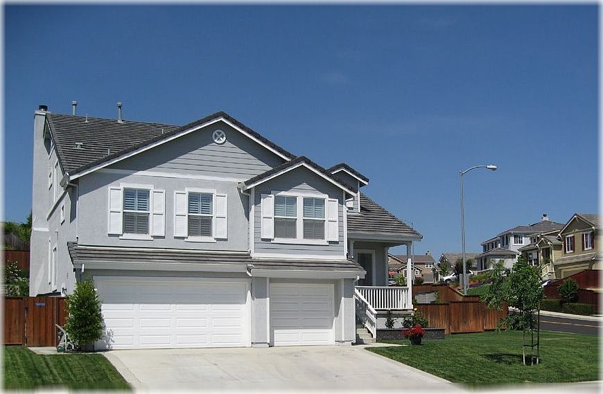 Beautiful corner lot in fully developed neighborhood!