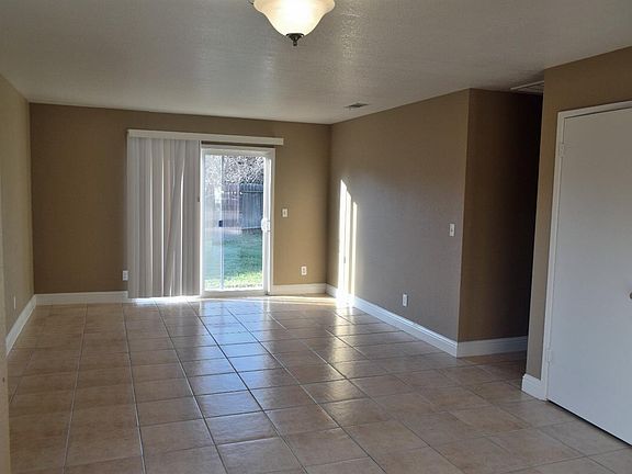 4th image of 2117 Baja Ct