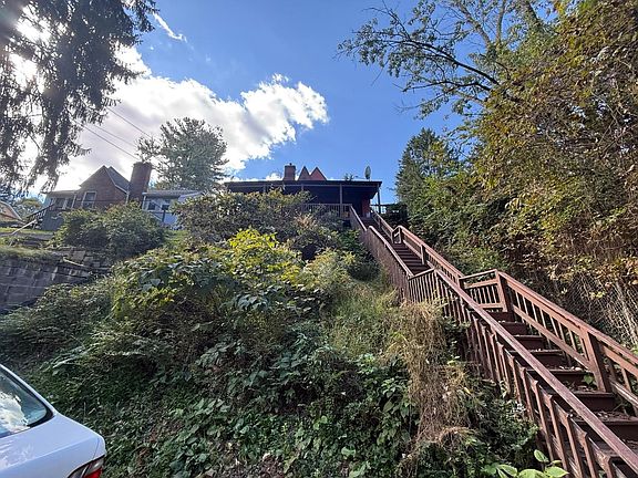 2nd image of 604 Frazier Run Rd