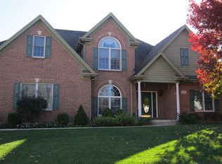 614 Wingrove Ct, Tipp City, OH 45371