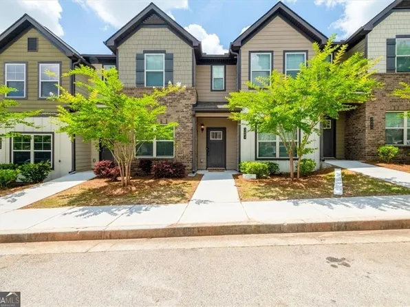 2463 Bayrose Cir, East Pt, GA 30344