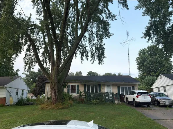 5647 Dogwood St, Jackson, MI 49201