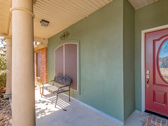 3rd image of 26047 Glenbrooke Dr