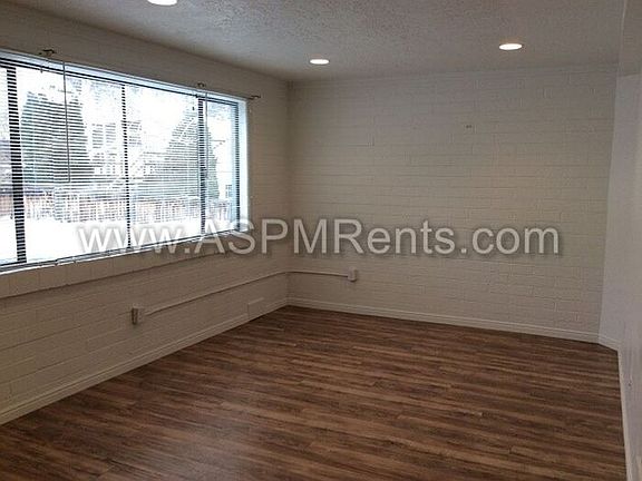 3rd image of 623 E 5th Ave #7
