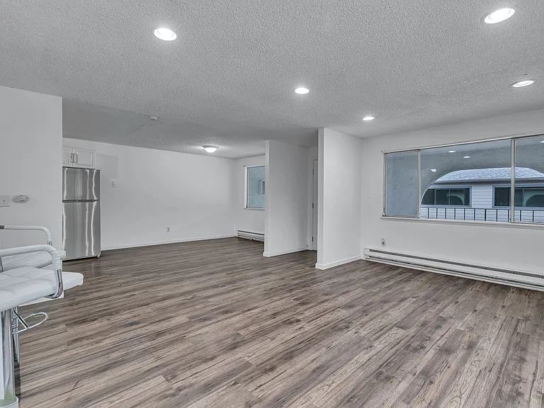 2406 N St NE #D — Photo 8