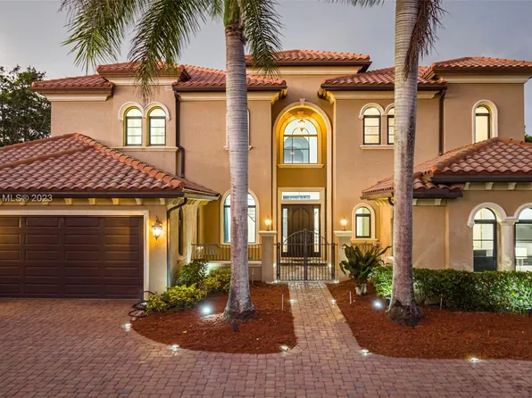 7635 155th Pl N, Palm Beach Gardens, FL 33418