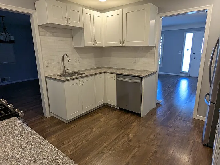 6228 Newton Ave S — Photo 7