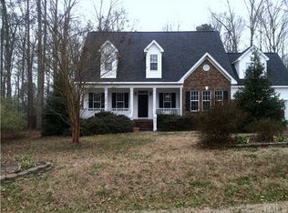 129 McDougle Ln, Clayton, NC 27520