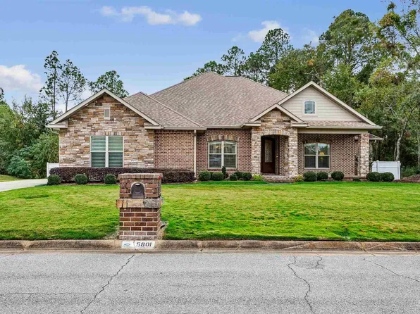 5801 Moors Oaks Dr, Milton, FL 32583