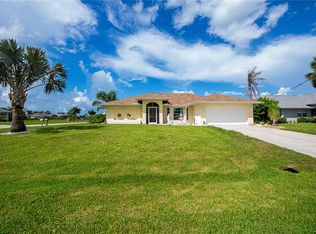 1 Sportsman Cir, Rotonda West, FL 33947