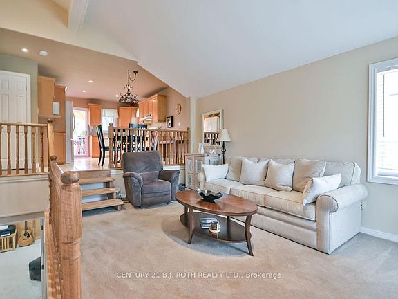 4th image of 924 Vicrol Dr