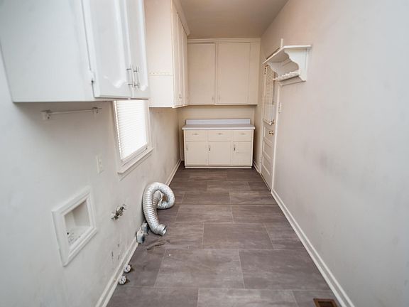 wash room for washer and dryer