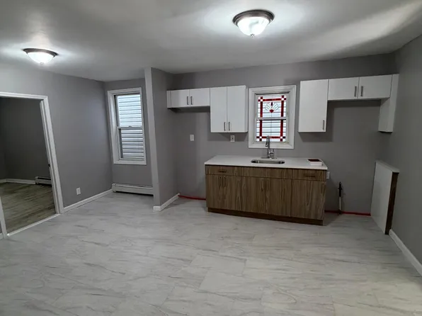 320 Magnolia Ave #2R, Elizabethport, NJ 07206