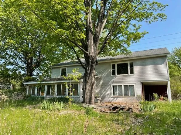 23419 22 Mile Rd, Paris, MI 49338