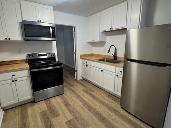 412 Watauga Dr APT 2, Knoxville, TN 37918