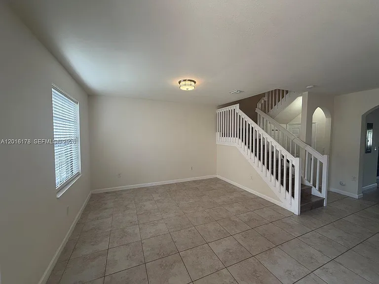 11540 SW 151st Ave — Photo 9
