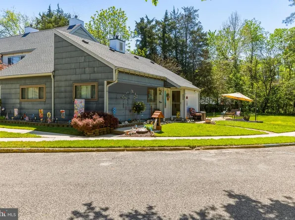 1 Georgetowne Rd, Lindenwold, NJ 08021