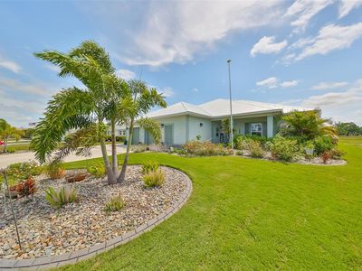 676 Allegheny Dr, Sun City Center, FL, 33573