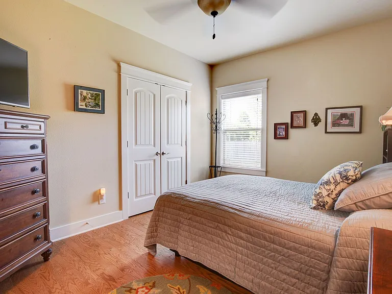 26495 Augustine Dr — Photo 2