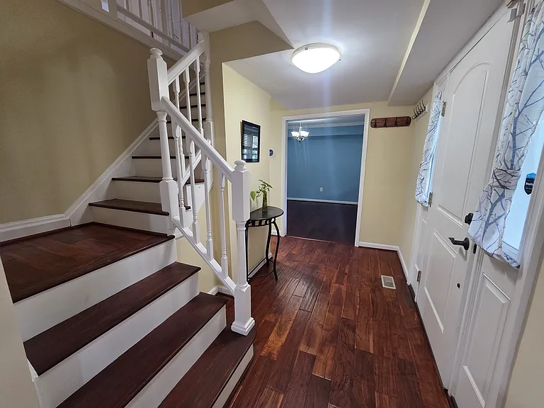4224 Melville Ln — Photo 5