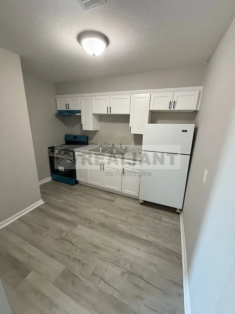 1 bed, 1.0 bath, 550 sqft, $850 — Photo 1