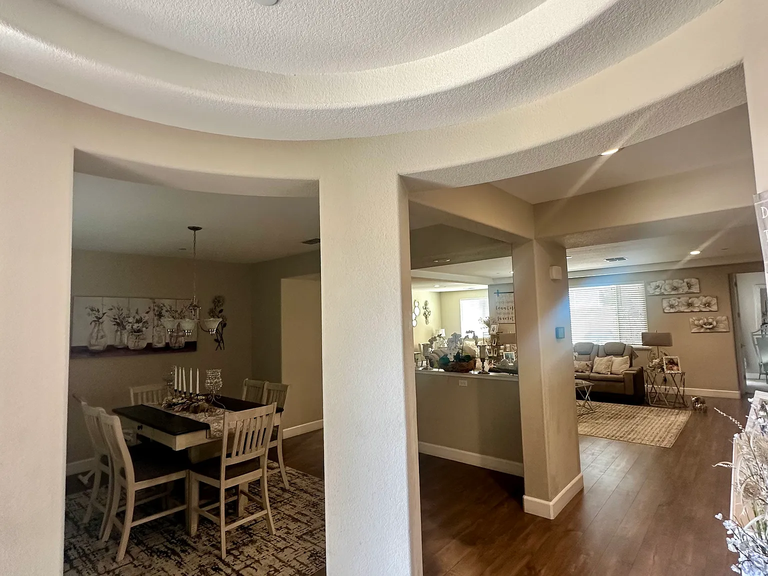 4 bed, 2800 sqft, $3,700 — Photo 4