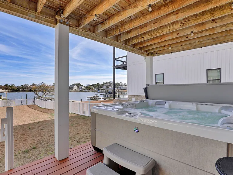 1059 Meridian Dr — Photo 25