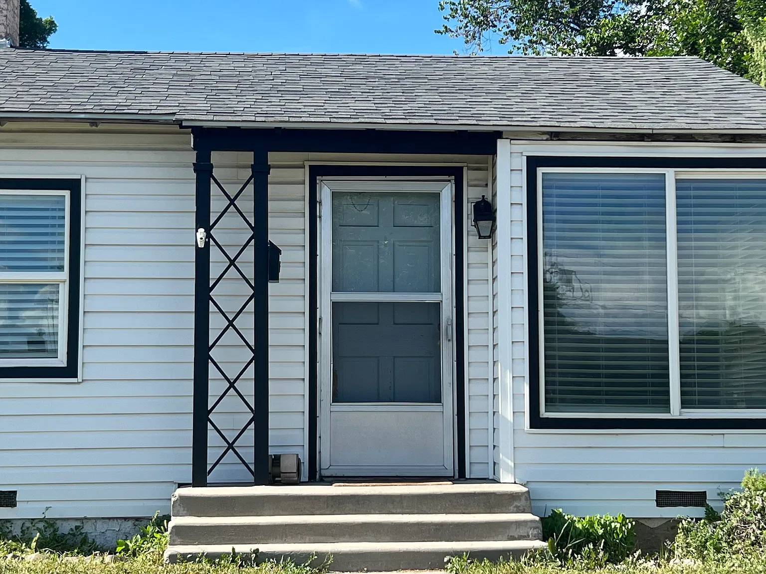 1 bed, 650 sqft, $1,050 — Photo 1